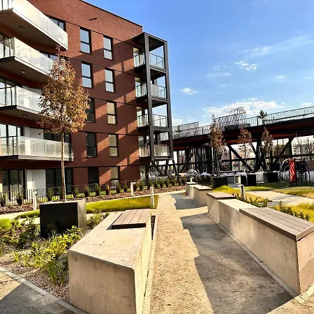 Nadmotlawie Apartament With Rent Motor Boat * グダニスク