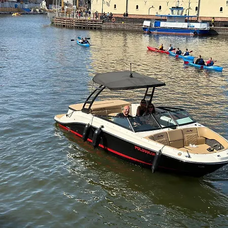 Nadmotlawie Apartament With Rent Motor Boat